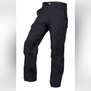 LAPG Men’s Urban Recon Pants. Brand new w/ tags. Smoke free home. Size: 34W/30L